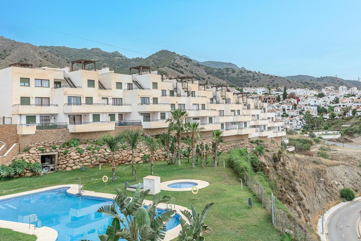 Andaluz Apartments Mar De Nerja Esterno foto