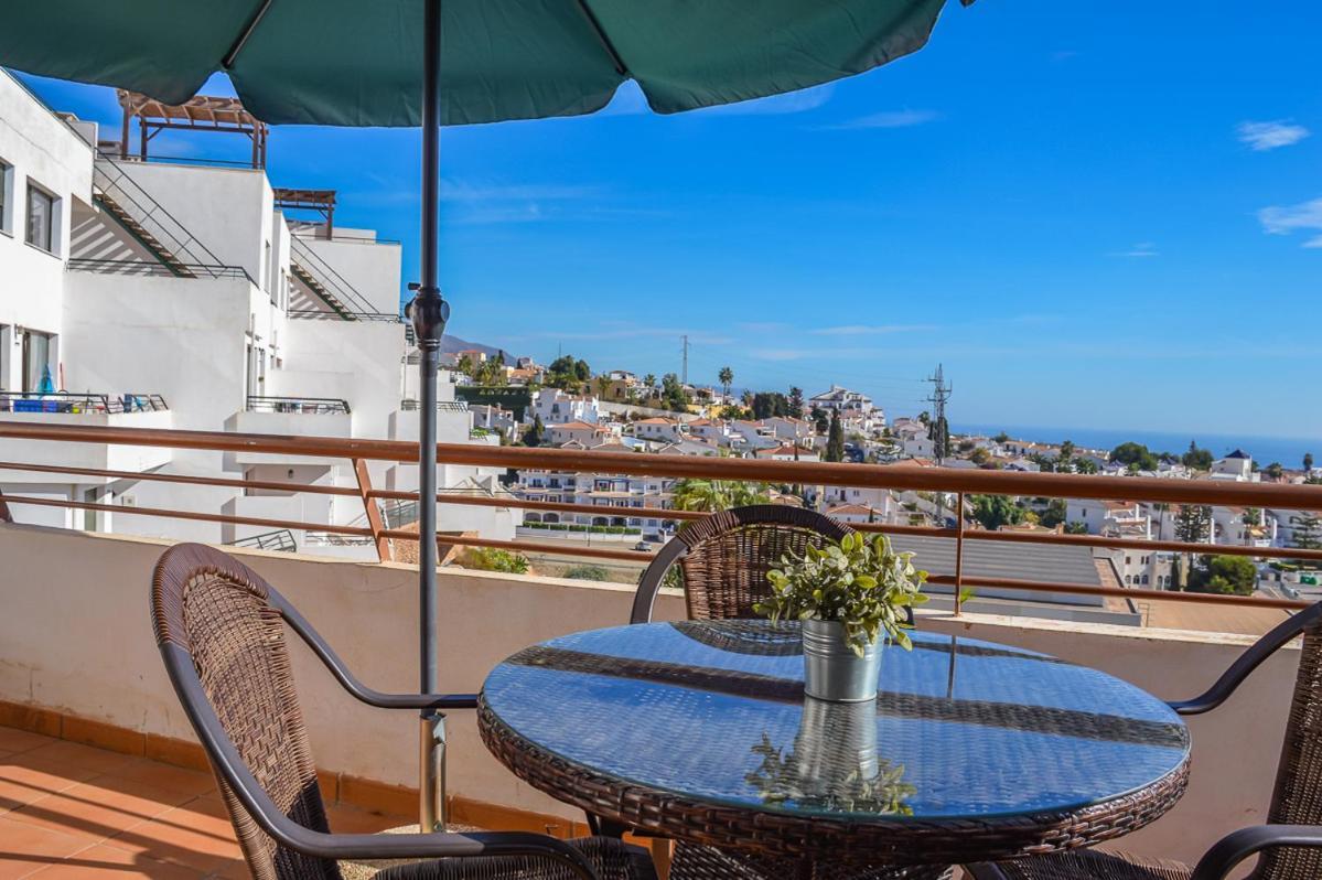 Andaluz Apartments Mar De Nerja Esterno foto