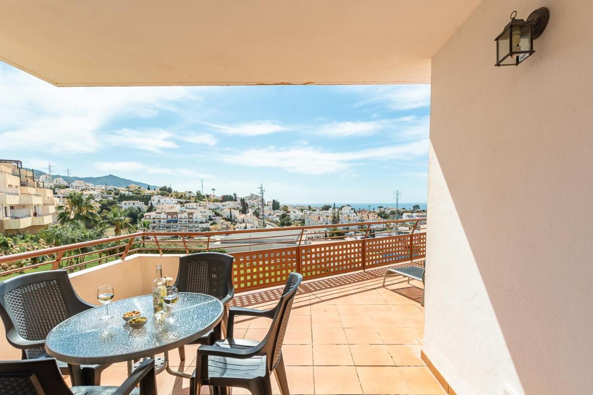 Andaluz Apartments Mar De Nerja Esterno foto