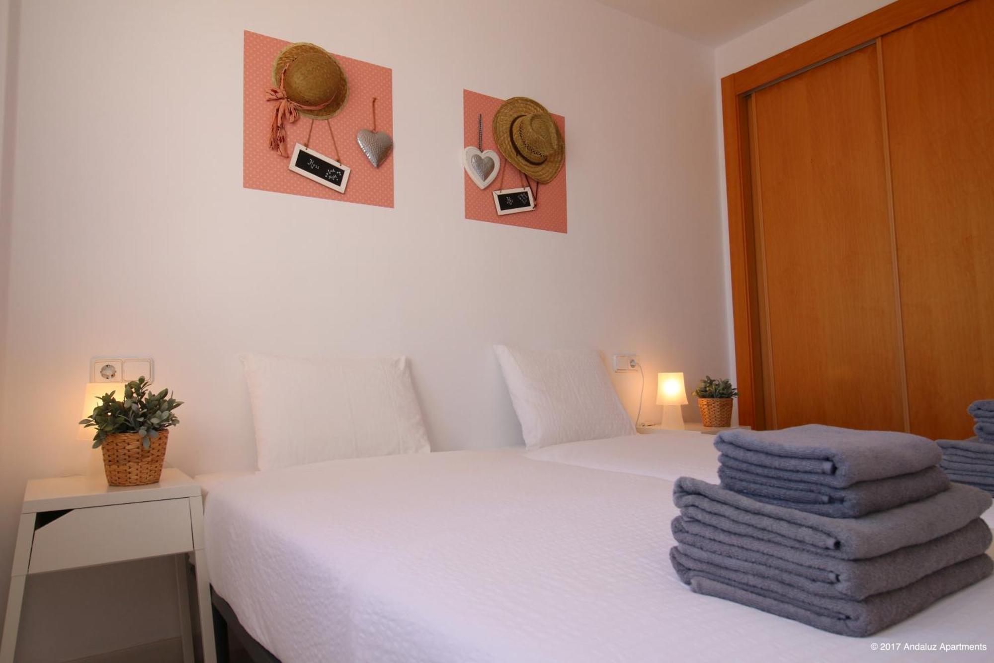 Andaluz Apartments Mar De Nerja Esterno foto